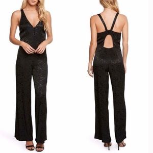 WILLOW & CLAY NWT BLACK JACQUARD CUTOUT BACK WIDE LEG JUMPSUIT